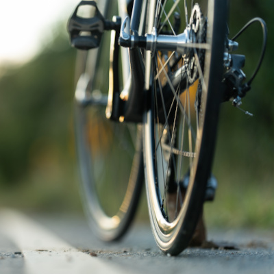 朝サイクリングするのにハマっています